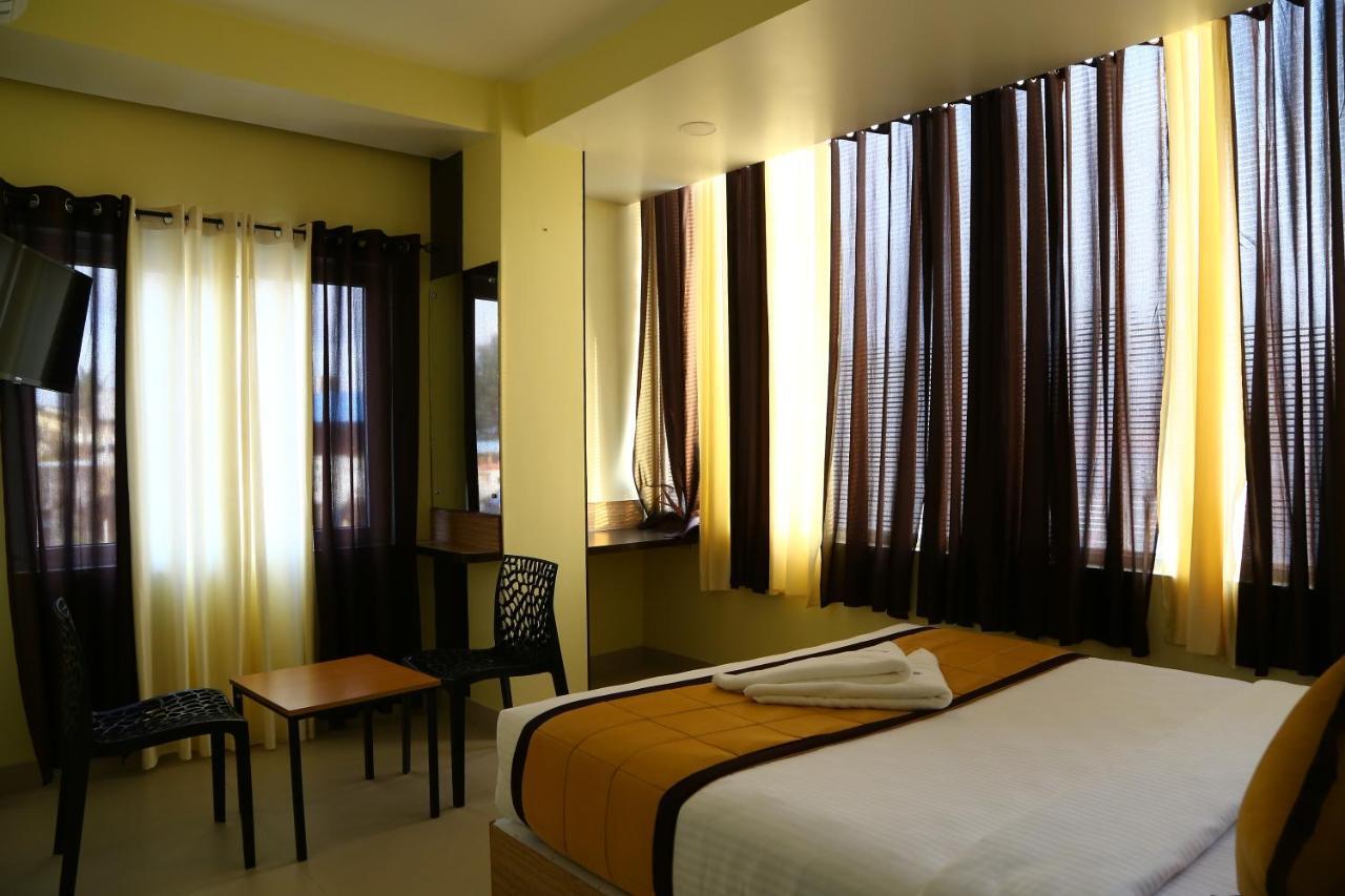 Hotel Landmark Port Blair Ngoại thất bức ảnh